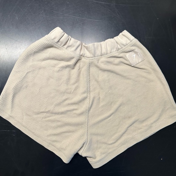 Gymshark waffleknit shorts - Picture 2 of 2